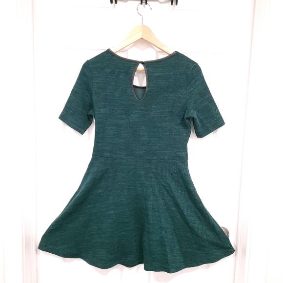 Tweed like dress - Picture 4 of 6